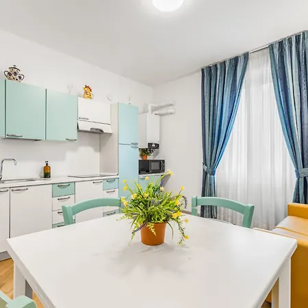 Casa Diego, Centro Living