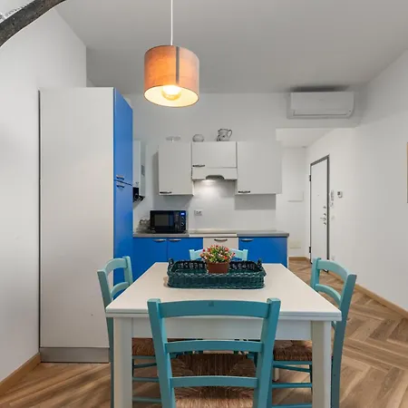 Casa Diego, Centro Living * Colico